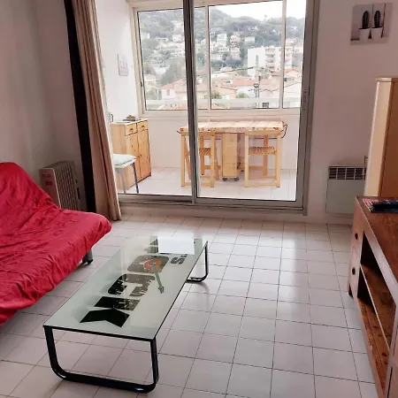 Appt F2, Centre Ville, 700m De La Plage